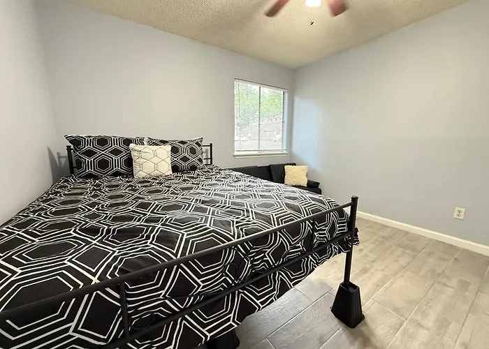 Vibrant Vibe 2x1 By Famu & Fsu Holiday home Tallahassee
